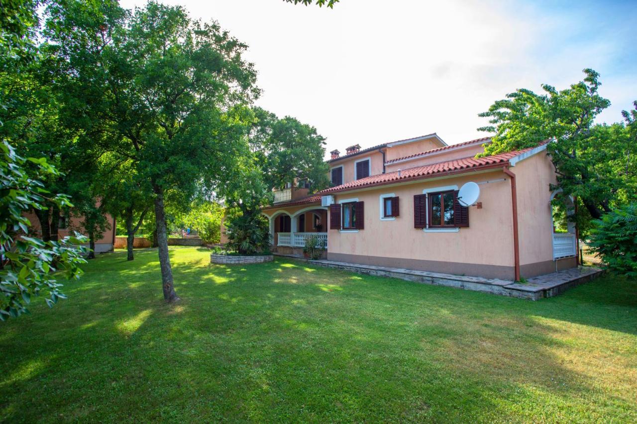 Apartmani Marica Plomin Exterior foto